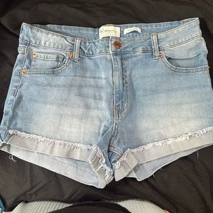 Celebrity Pink REgeneration Jean Shorts